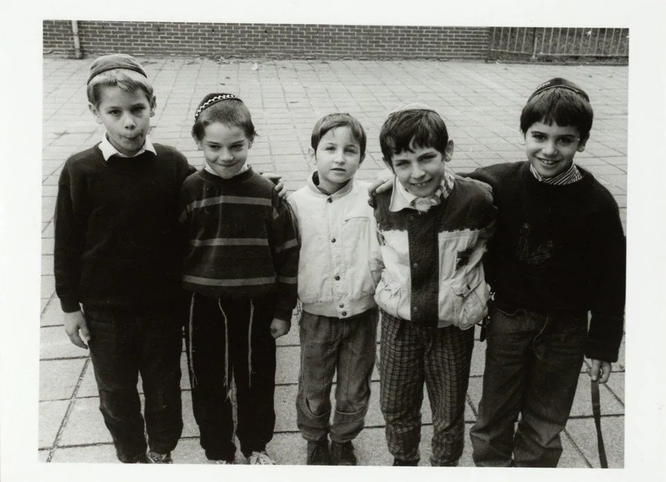 [Leerlingen van het Cheider], Fotografie na papíře, 1980–1990